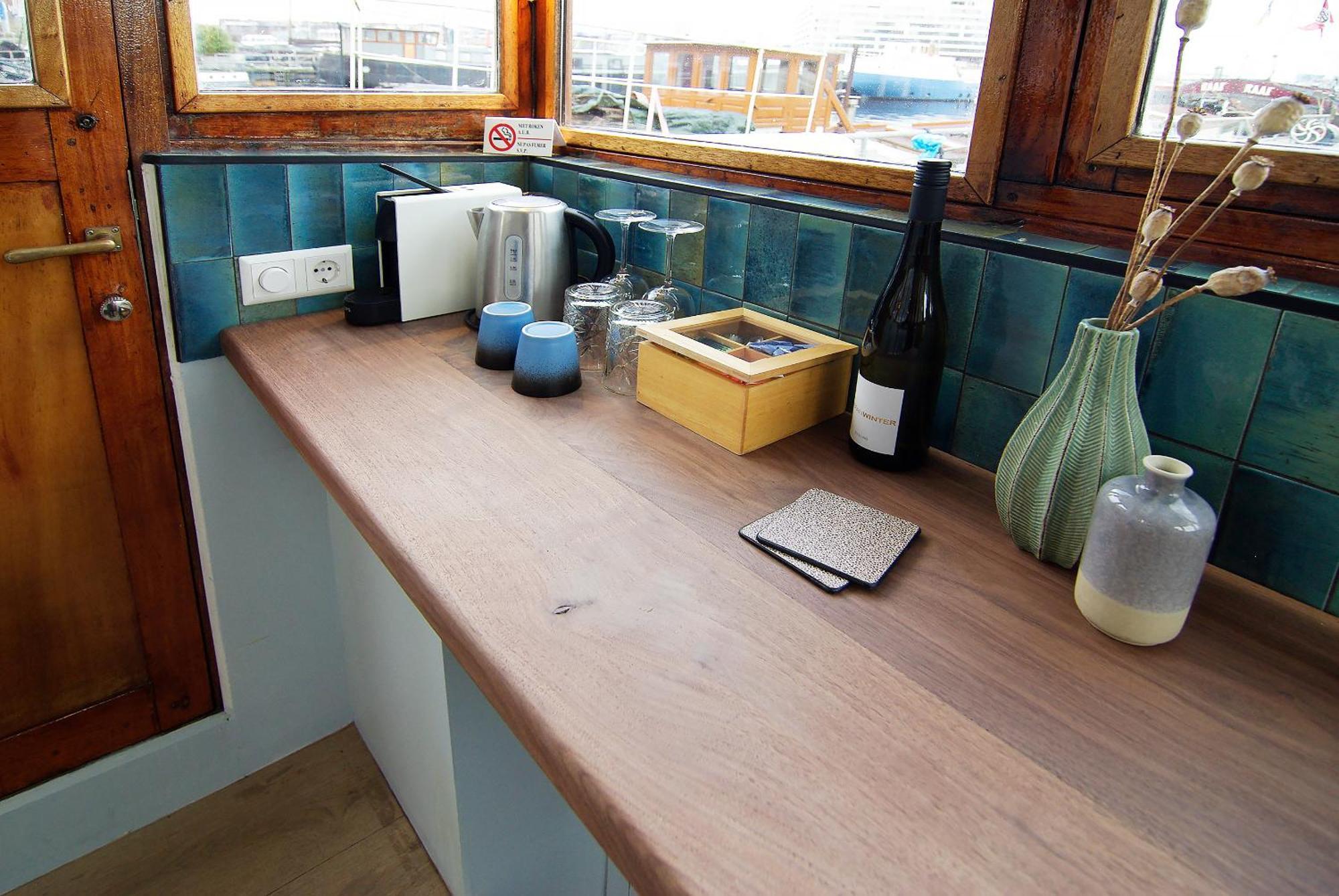 ホテル Najade Eco Houseboat アムステルダム エクステリア 写真